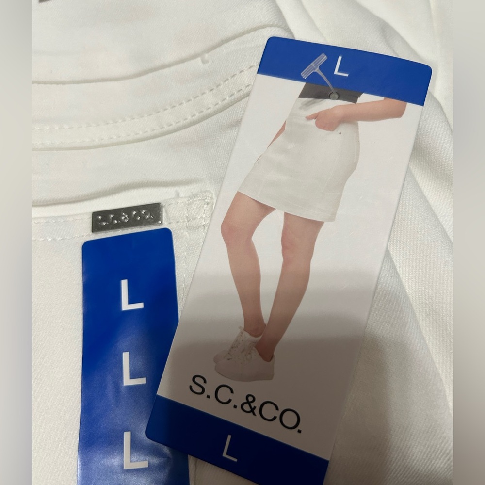 S.C.& Co. White Denim Skort size XS, L, NWT